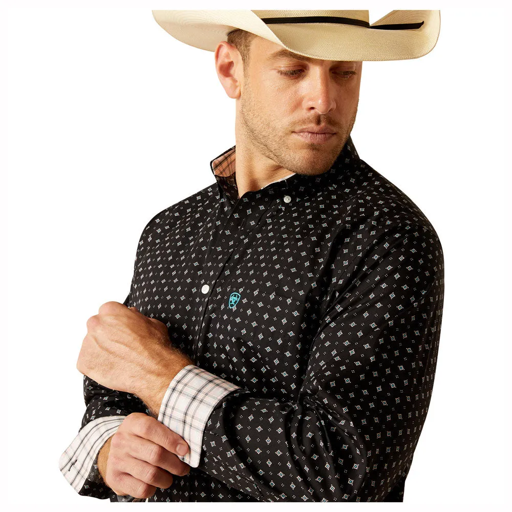 10048411 Ariat Men's Wrinkle Free Seth Classic Fit Long Sleeve Shirt - Black