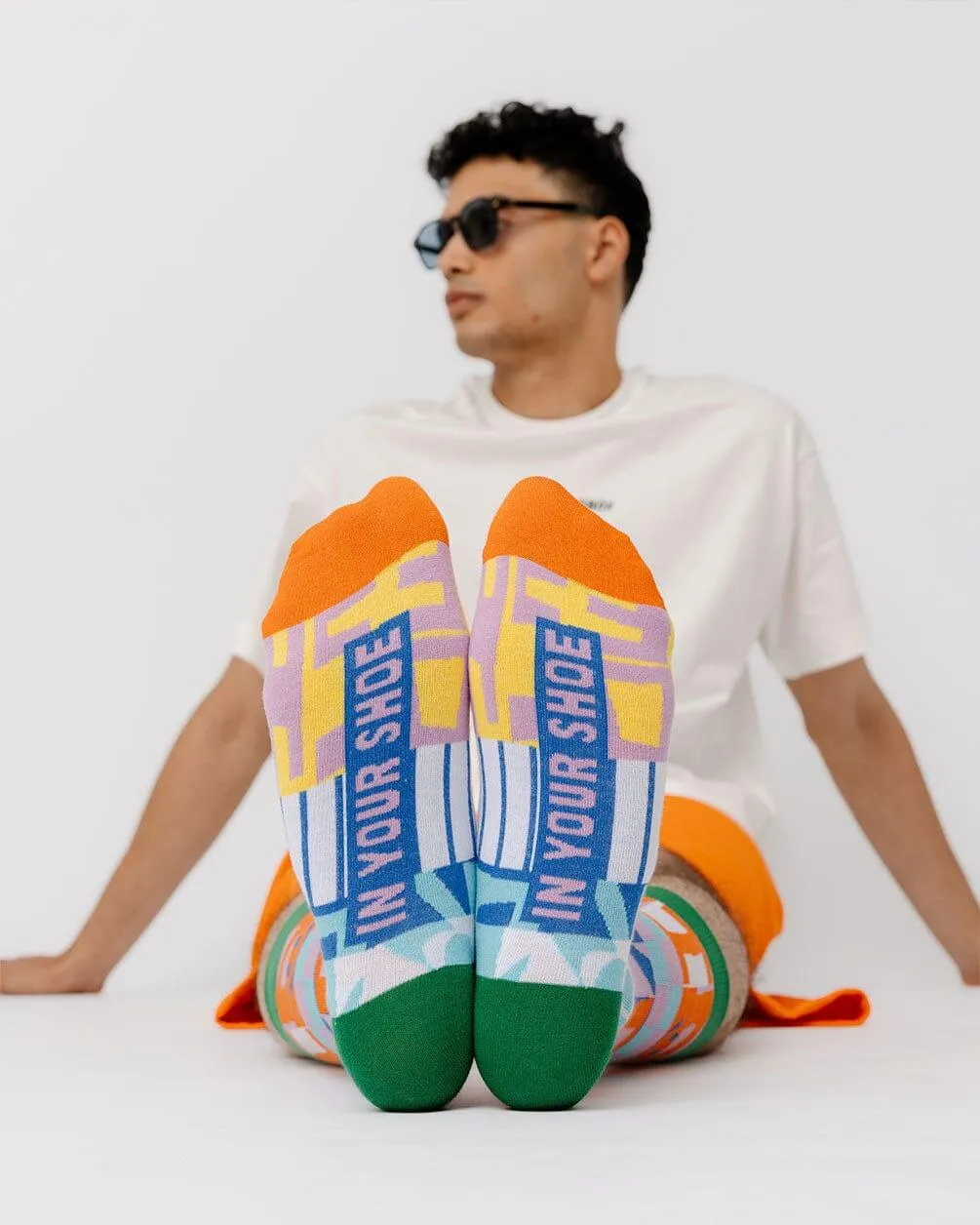 IYS Smiley Neck Socks