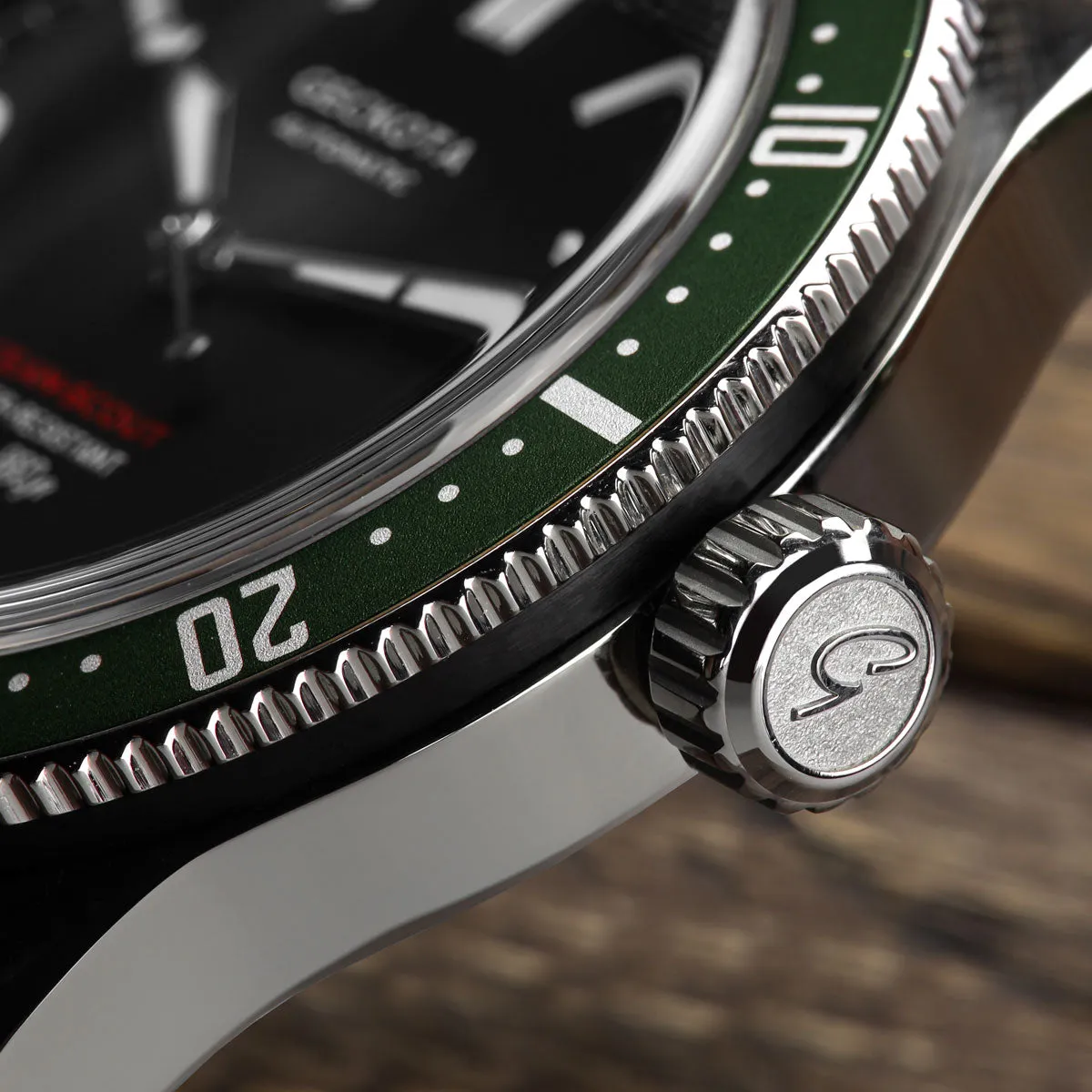 Ocean-Scout Dive Watch - Emerald Green