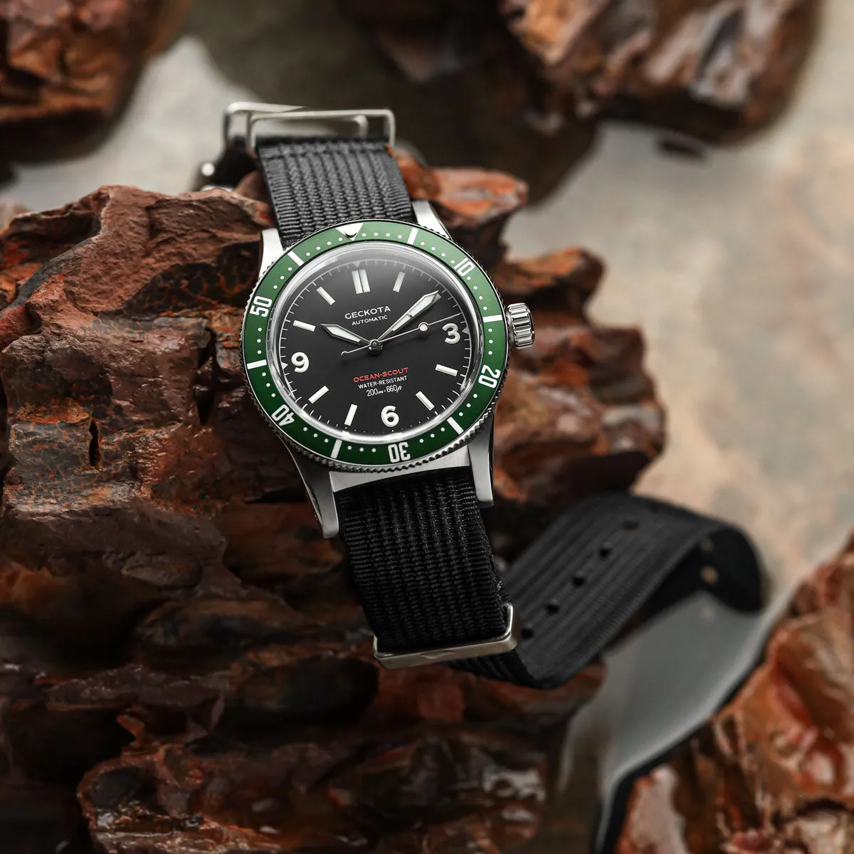 Ocean-Scout Dive Watch - Emerald Green