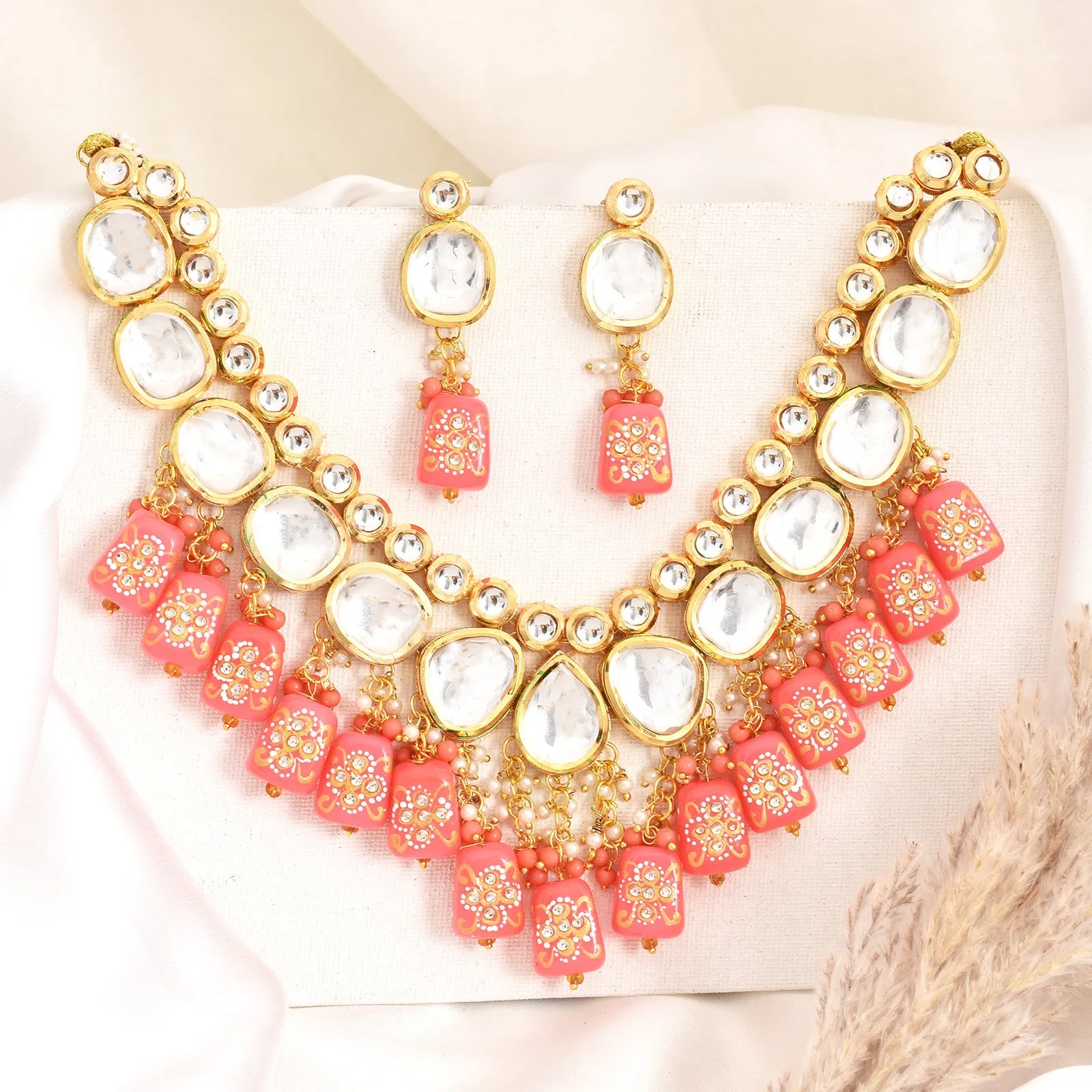 Pavitra Kundan Necklace Set