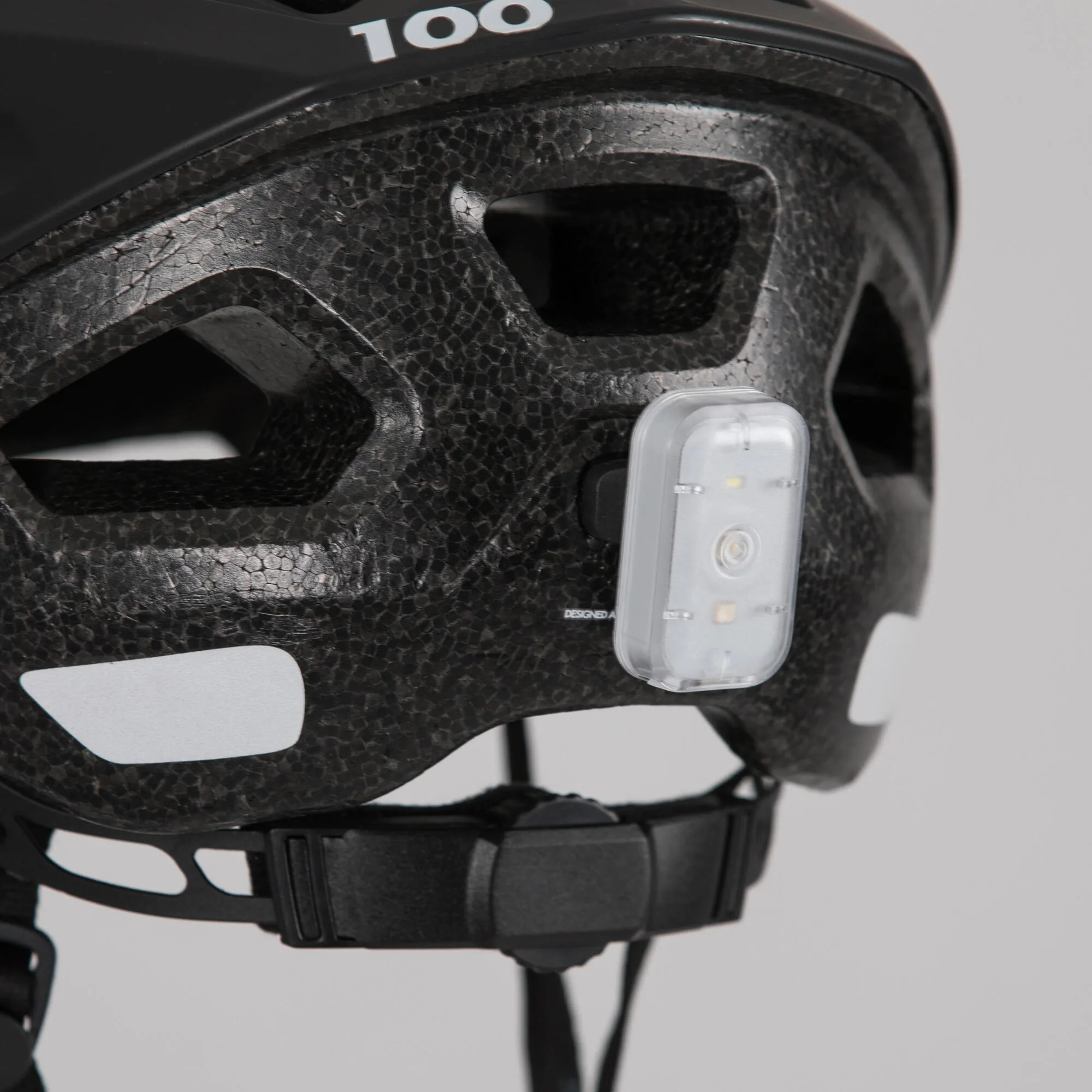 Van Rysel RoadR 100 USA Lightweight Road Bike Helmet