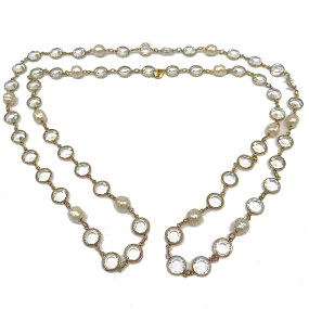 Vintage Chanel Necklace (COLLECTIBLE)